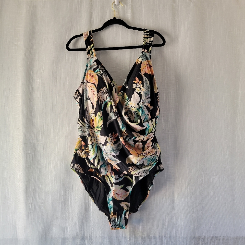 Jantzen women's plus size tummy control one piece swimsuit size 24W